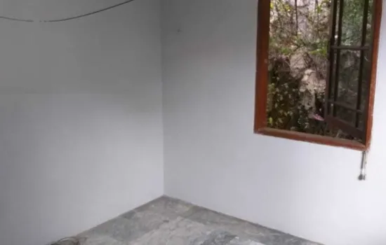 Rumah luas, bagus, LT 320, LB 500, Duri Kepa, Jakarta Barat