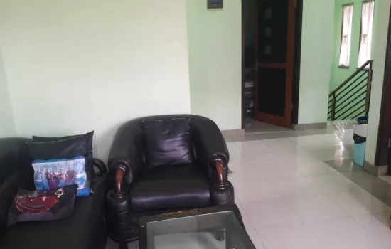 Rumah minimalis 2LT 4+1 KT 2+1 KM siap huni