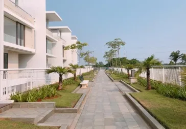 PURI 11 NEW ON PROGRESS LT 8 X20 KAV PENTHOUSE