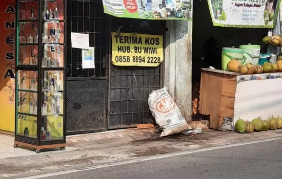 Rumah Tua hitung tanah di cipulir jakarta selatan