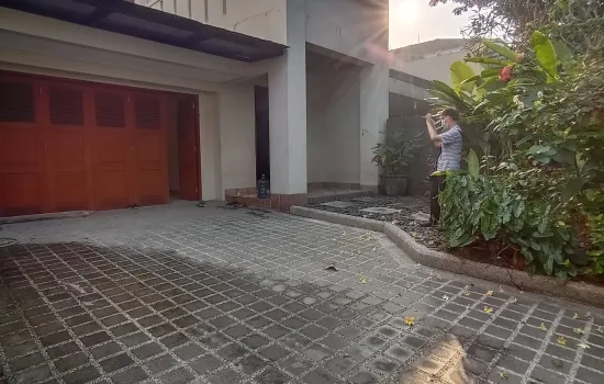 Tampak Depan