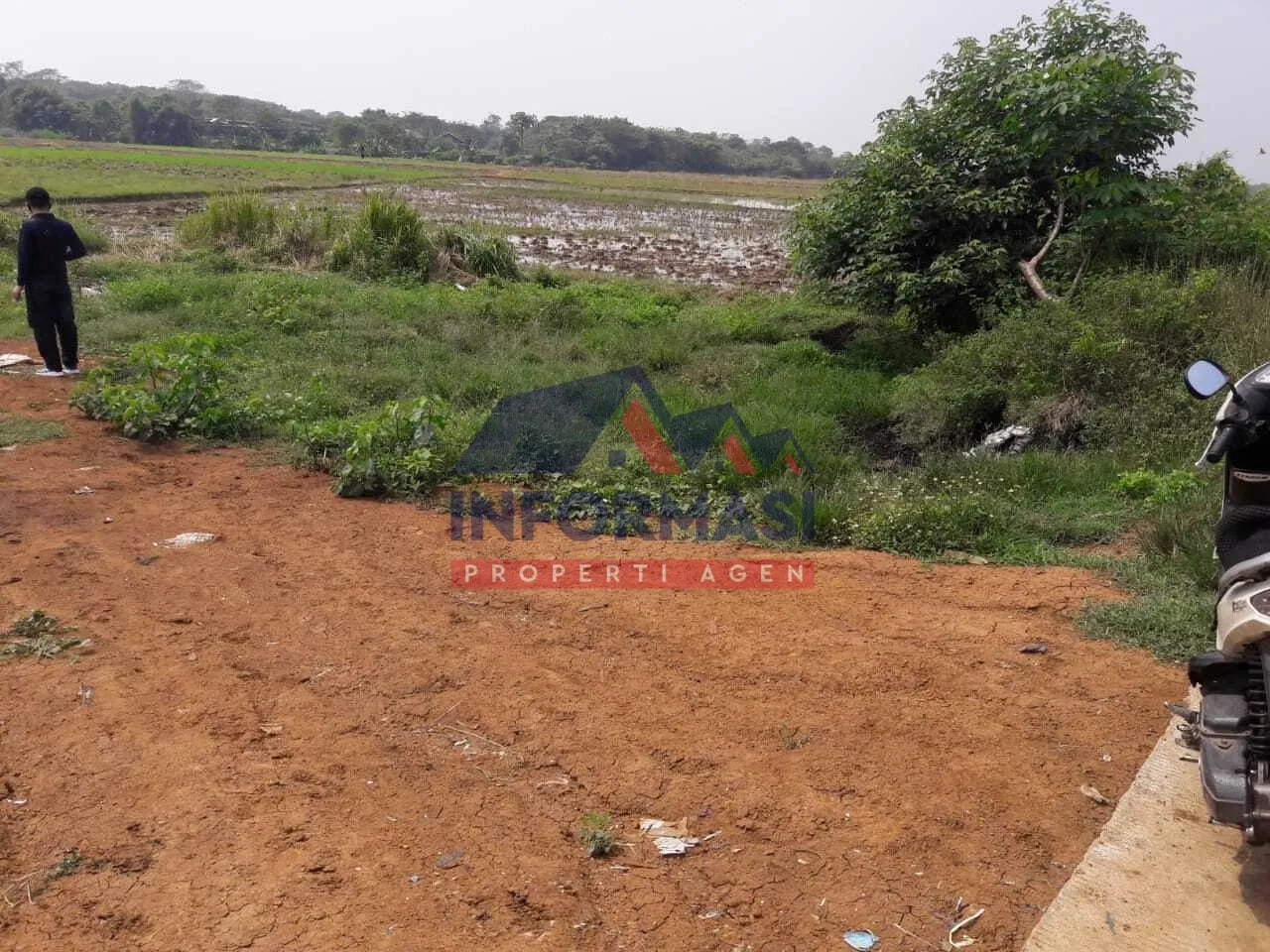 lahan siap bangun, Tanah padat dan letak d pinggir jalan Uta