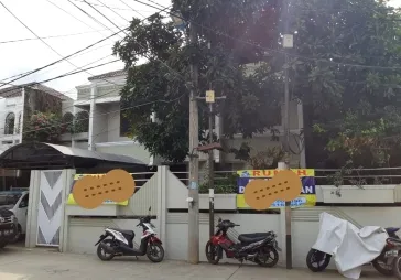 Rumah luas, bagus, LT 320, LB 500, Duri Kepa, Jakarta Barat