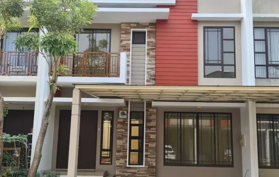rumah  2 lantai kamar 3 kamar mandi 2