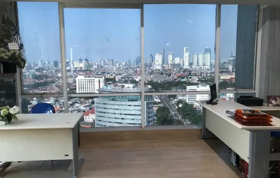 Grand Slipi Tower ruang kantor.