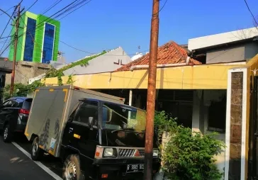 RUMAH TUA HITUNG TANAH JL PETOJO SABANGAN 7 , LT 209m2