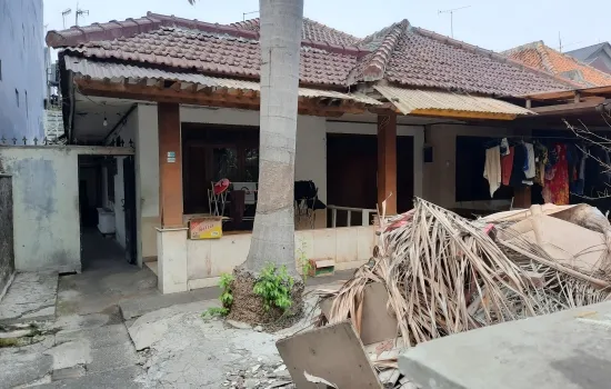 Rumah tua utk Kost @Grogol. Strategis. Luas Tanah 350 m2