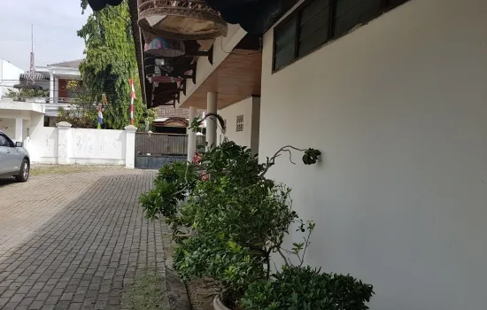 Rumah jl H.Domang. jl Panjang. 500 m2 cocok utk mess, kantor