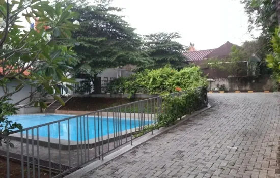 Tampak Belakang