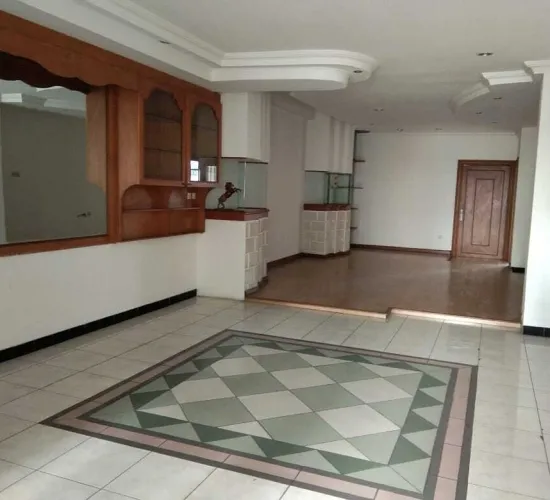 Rumah Gandeng 2 di Alaydrus 3,5 lantai