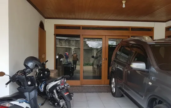 Rumah jl H.Domang. jl Panjang. 500 m2 cocok utk mess, kantor