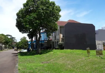 Kaveling cantik di boulevard Puri Indah.