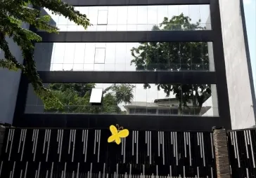 Gedung kantor baru 7 lantai strategis di area sudirman