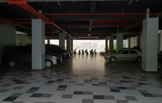 Gedung kantor baru 7 lantai strategis di area sudirman