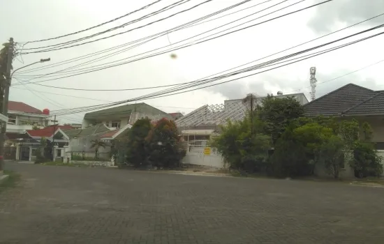 Taman Surya Cengkareng lt 240m2 jalan 2 mbl