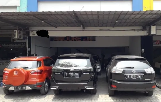 Showroom Bursa Otomotif Sunter