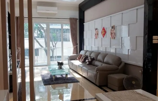 Rumah mewah 4 lantai KT 5+2 km 5+2  LT  290 m2 LB 998m2