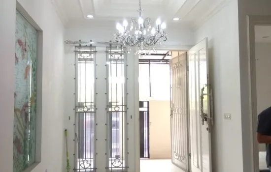 Rumah baru minimalis 2 Lt 3KT 2 KM siap huni