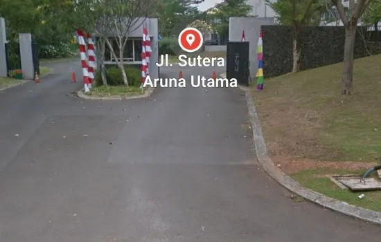 RUMAH ALAM  SUTERA - Jl Sutera Renata Aruna, Luas 300 m2