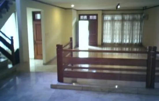 Rumah daerah Cipete nan asri