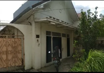 rumah tepi jalan raya jakarta pusat, bisa jadi tempat kos