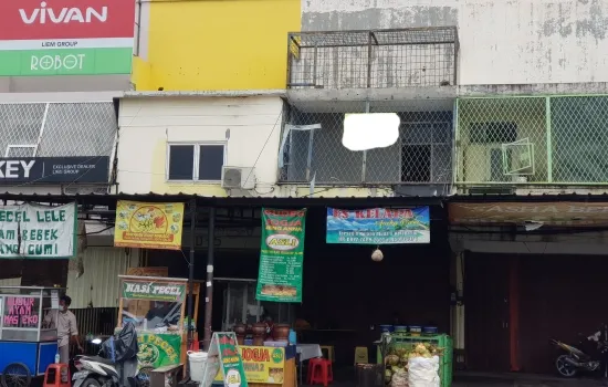 Dijual Ruko di Taman Semanan letak sangat strategis