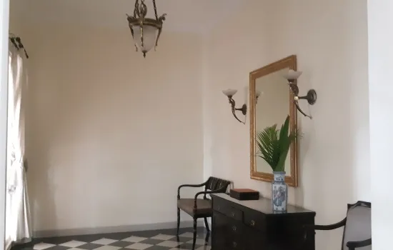 Rumah Mediterranean Style di Pondok Indah