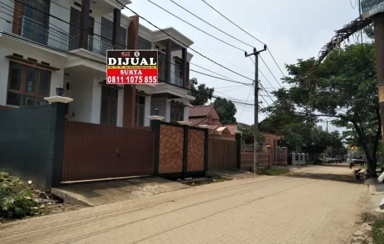 Rumah baru nan mewah  di Kelapa Dua KT3 KM3