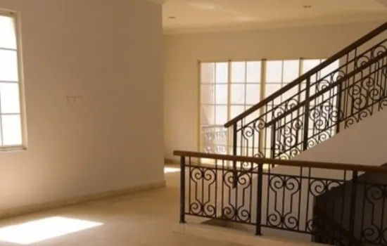 Rumah keren lokasi eksklusif