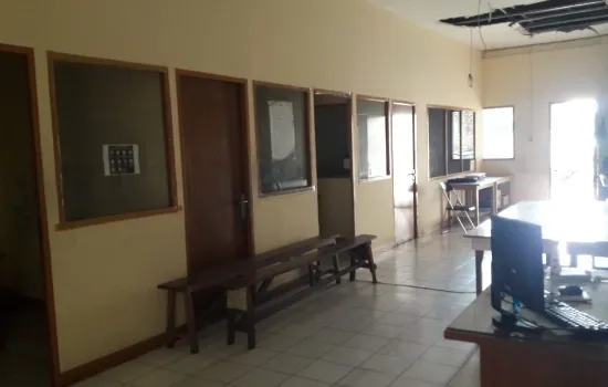 Gudang & kantor strategis di Srengseng