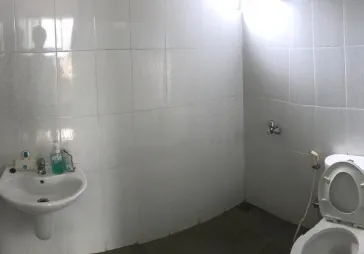 Rumah siap pakai 2 lt hoek