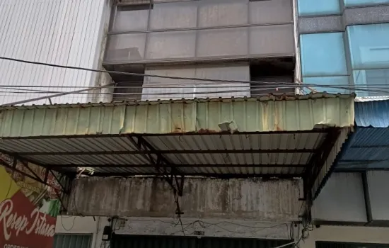 Ruko ramai dan strategis di roxy mas