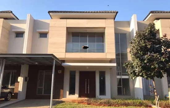 Rumah 2 lt di Golf Island cluster Orchestra