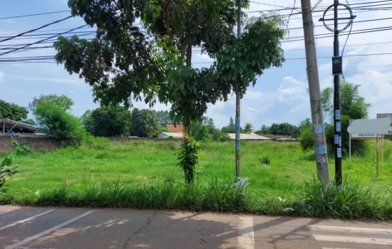 Lahan tanah siap pakai