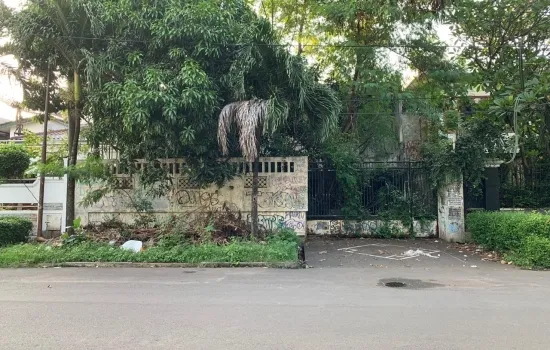 Rumah tua hitung tanah