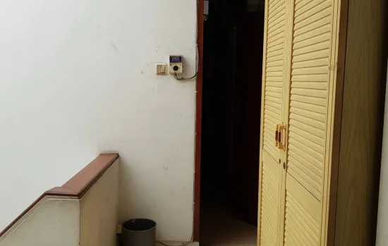 Rumah Jl Nurdin Grogol , Lt 176 m2, 2 lantai.