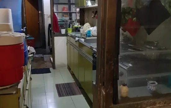 Jarang ada lokasi top hadap selatan  Rumah 1½ lantai