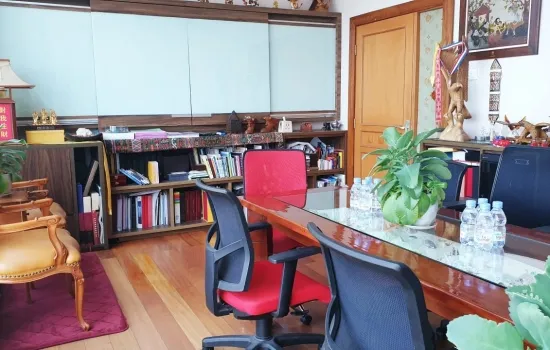 Dijual ruang kantor APL Central Park