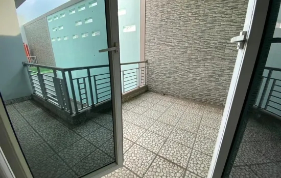 Rumah nyaman   3 lt  KT  7+2  Km 4+1 LT  367 Siap huni