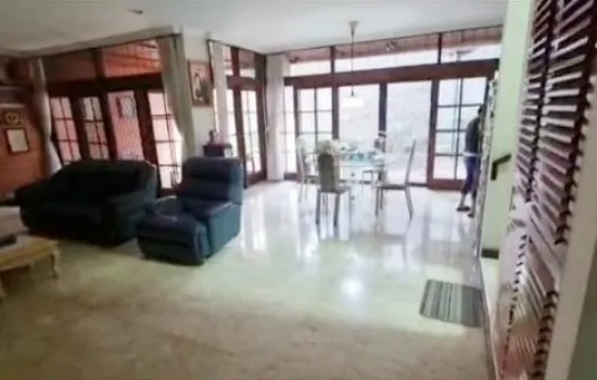 Rumah nyaman siap huni Taman Aries prime location