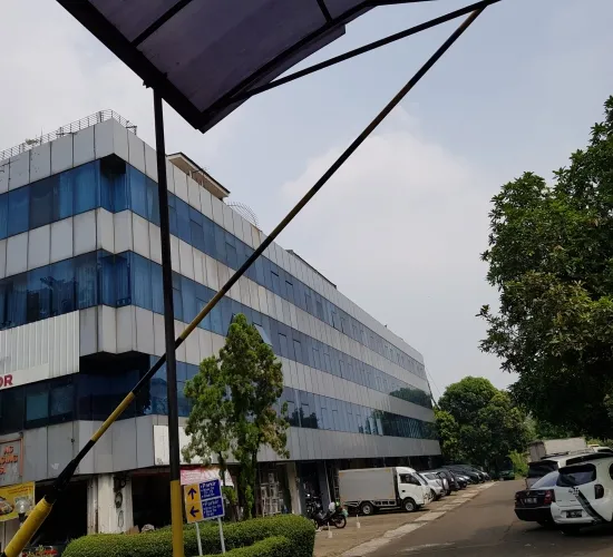 Kedoya Elok Plaza 4 lt lokasi boulevard utama parkir luas