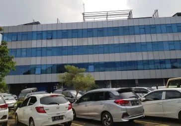 Kedoya Elok Plaza 4 lt  lokasi boulevard utama parkir luas