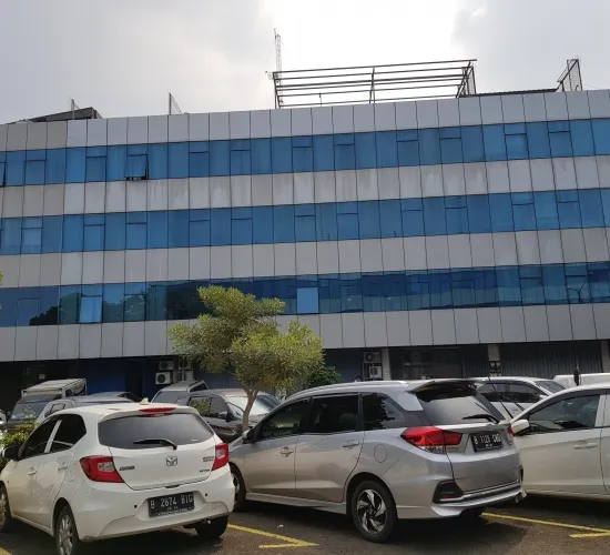 Kedoya Elok Plaza 4 lt lokasi boulevard utama parkir luas