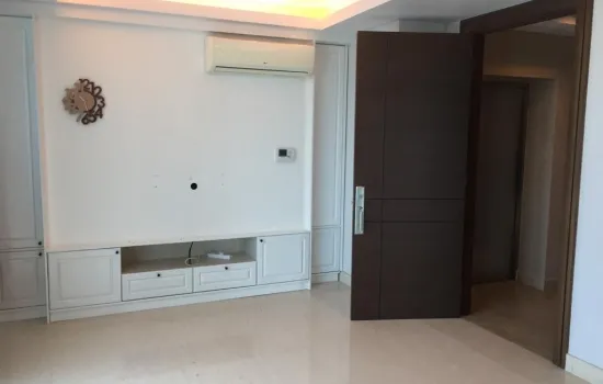 Apartment mewah 3 KT +2 km  high foor . PURI INDAH
