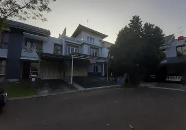 Rumah minimalis Lt 200m2 2 Lt 3KT  1  3 KM    1  siap huni