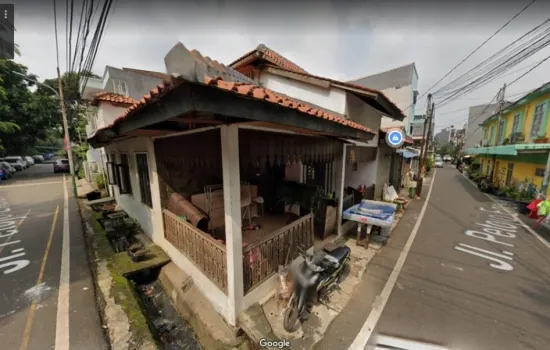 Dijual rumah ada kost2an, Petojo