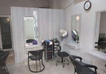 Jarang ada.cocok untuk usaha salon