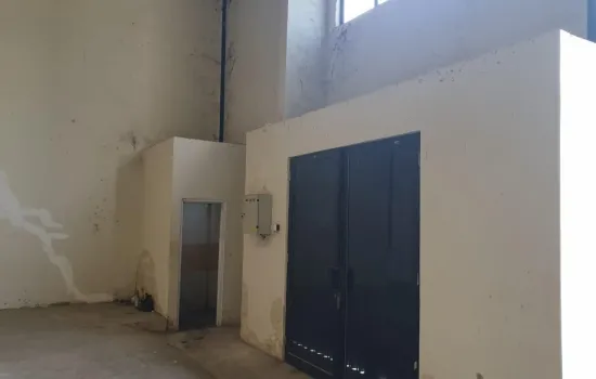 Gudang Marundra Center,lokasi strategis ,bagus