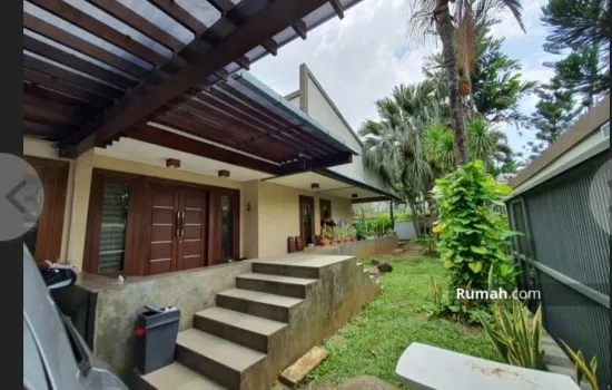 Rumah pulomas barat bagus lt.545 lb.350