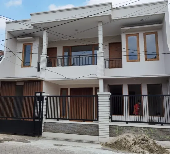Rumah Siap Huni 2 Lantai-Tangerang Kota